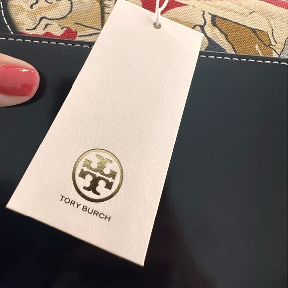 Tory Burch Robinson Printed Canvas Shoulder Bag Kite Landscape NWT - Picture 3 of 16